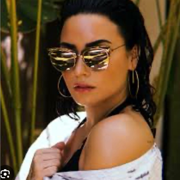 Demi Lovado x Diff Eyewear sunglasses - Picture 3 of 6